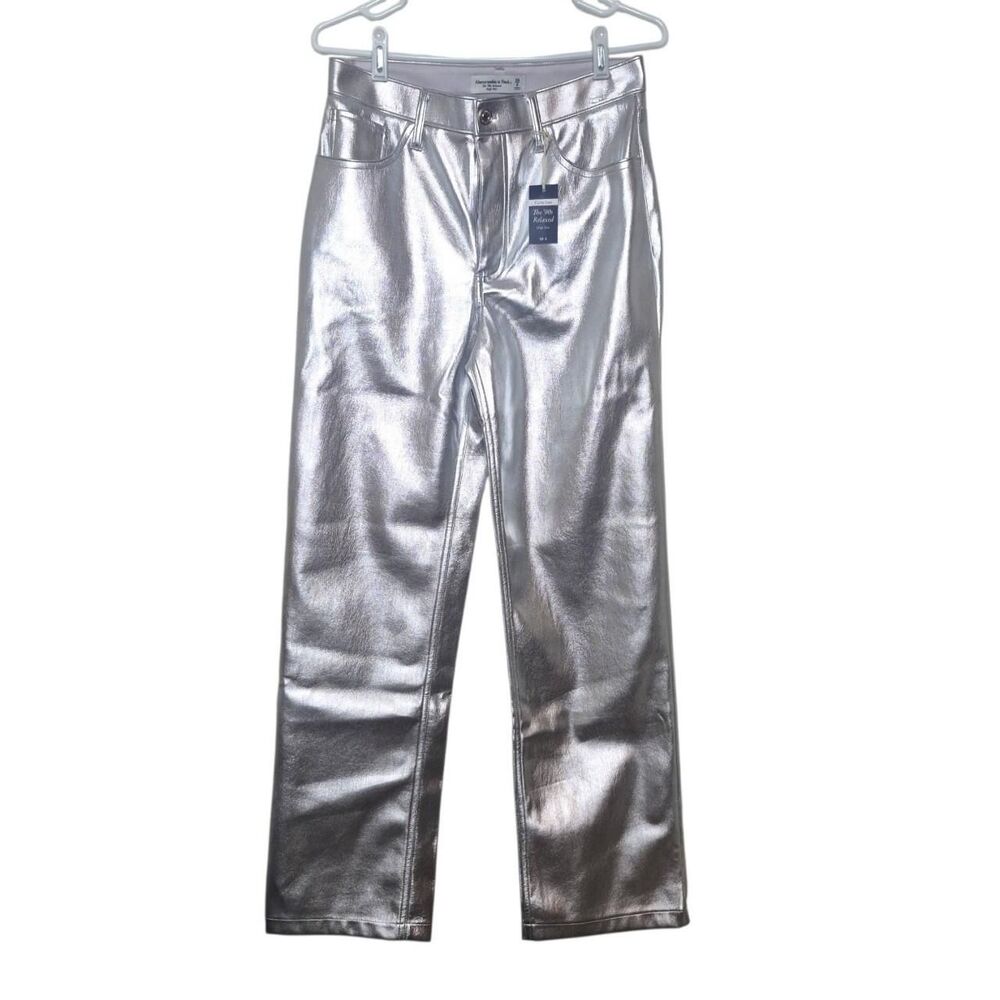 Abercrombie & Fitch Curve Love The 90s Relaxed High Rise Silver Pants Size 6/28